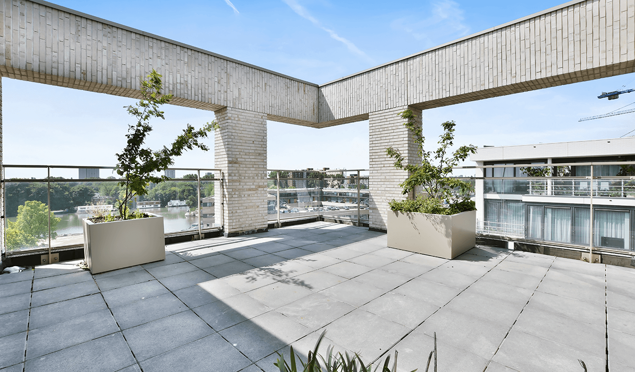 Fachmannsanierung GmbH Services Balkonplatten Verlegung 1257x742px